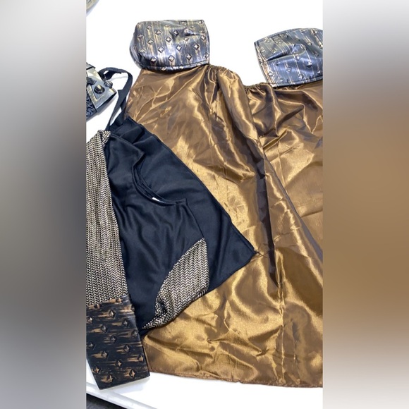 Gladiator Costume ⚔️ - Picture 3 of 7